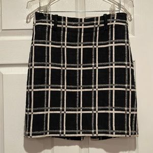Ann Taylor Petite Black/Cream checkered Skirt Sz 6P